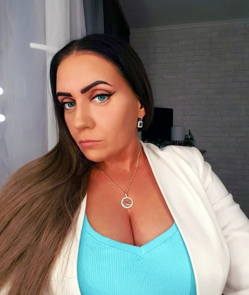 Алина